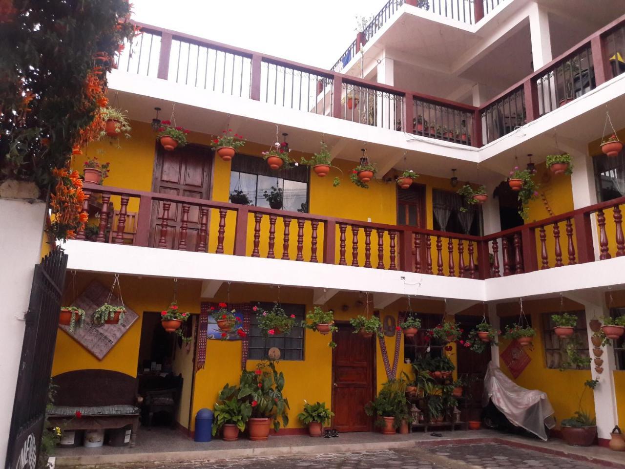 Hotel Sueno Real Panajachel Esterno foto